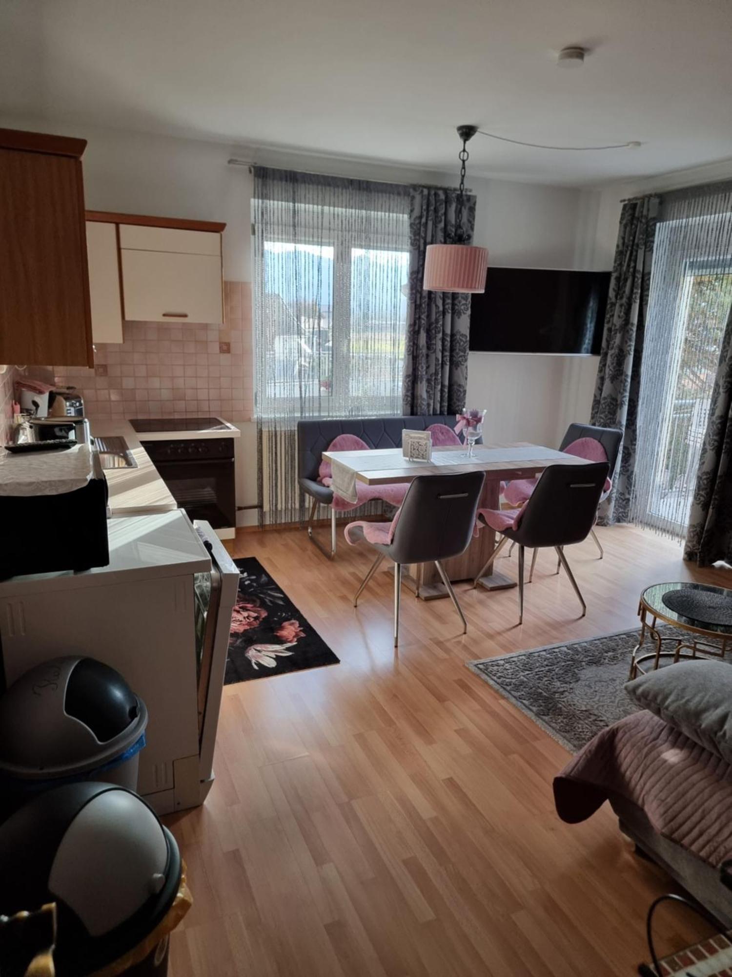 Ferienhaus Burgblick Треффен Екстер'єр фото