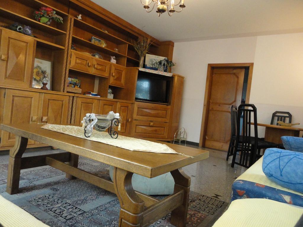 Ferienhaus Burgblick Треффен Екстер'єр фото